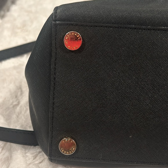 Michael Kors Jet Set Saffiano Leather Crossbody  Purse Shoulder Bag  Black Gold - Picture 7 of 13